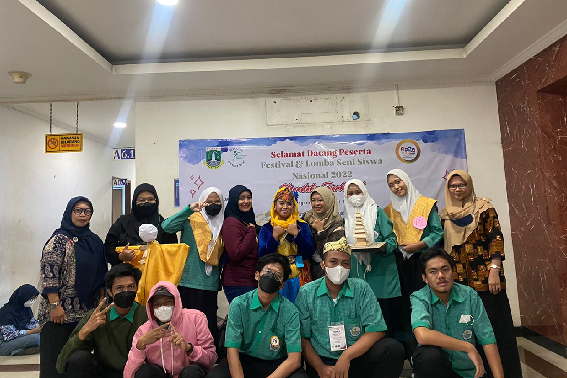 SMA Islamic Centre Mengikuti FLS2N Tingkat Kota Tangerang